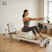 Machine de Pilates Reformer Pliable en Aluminium Celux, Durable et Portable, Réglable et Multifonctionnelle pour Studio et Exercice Physique