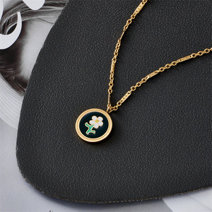 Nuovo in acciaio inox placcato oro gocciolamento olio circolare medaglia <span class=keywords><strong>collana</strong></span> per le donne, fiore margherita, sole farfalla ciondolo <span class=keywords><strong>collana</strong></span> - Product Image 5