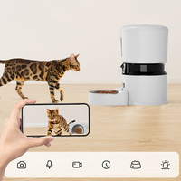 Distributeur automatique de nourriture pour animaux de compagnie à double caméra, alimenté par batterie, respectueux de l'environnement, avec deux bols en plastique pour chats et chiens, OEM et ODM
