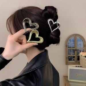 Dowell กิ๊บติดผมโลหะสไตล์<span class=keywords><strong>เกาหลี</strong></span>น่ารัก<span class=keywords><strong>ทรง</strong></span>ลูกบาศก์เซอร์โคเนียแบบด้านหลังแบนติดพลอยเทียมรูปหัวใจแบบผิดปกติขายส่ง - Product Image 2