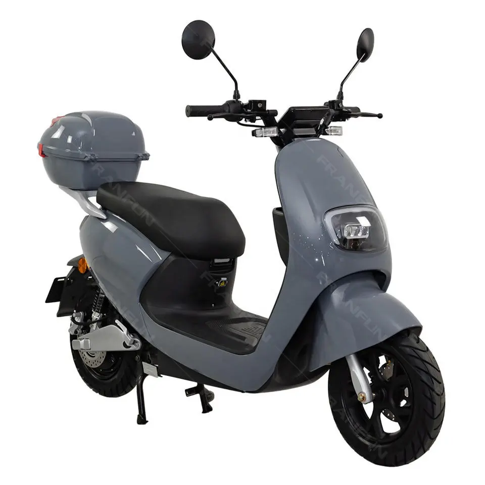 Motocicletas electricas 120KM distance Dual suspension comfortable driving adult escooter moped