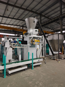 Fabricant de machines d'emballage semi-automatiques personnalisables pour poudres, pour l'emballage de sacs de 20 kg, 25 kg, 50 kg de poudre de <span class=keywords><strong>mastic</strong></span>, de poudre sèche et de mortier - Product Image 3