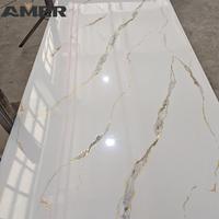 Amer Panneaux muraux riches en pvc de style populaire Panneau de décoration murale de fond de télévision pour hôtel familial Panneau décoratif en marbre doré
