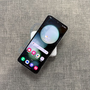 Venta al por Mayor de Teléfonos Z Flip 5 5G Usados con 8GB de RAM y 256GB/128GB de ROM, Plegables y con Desbloqueo Facial - Product Image 3