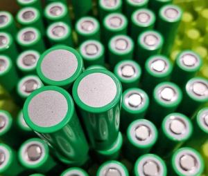 도매 3.7V 21700 5000mah 리튬 배터리 INR21700 50S 원통형 25A 드론 배터리 - Product Image 4