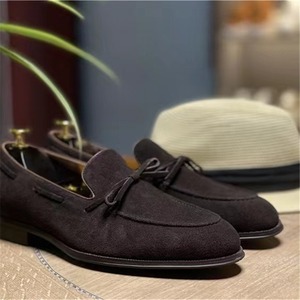 Mocassins rétro britanniques pour hommes à bout carré, lacets, semelle en caoutchouc, légers, respirants, antidérapants, confortables et polyvalents pour le bureau - Product Image 2