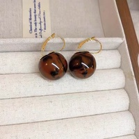 Boucles d'oreilles pendantes en forme de boule de cristal violet brillant pour femmes, bijoux de luxe, accessoires de déclaration, boucle, design fantaisie artificiel