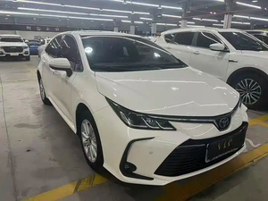 Autos Usados Toyota Corolla 2023 1.2T S-CVT Elite Sedán Familiar de 5 Plazas con Volante a la Izquierda, Vehículo de Exportación - Product Image 1