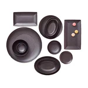 Wholesale personalized ceramic black round dinner plate for serving food