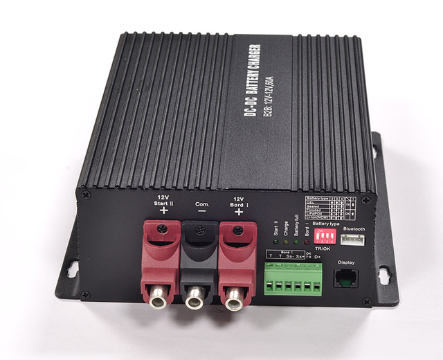 12V DC Battery Charge Free APP and Meter Automatic Smart Charger Battery to Battery Automatic Smart Vehicle Charger