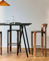 Tabourets de bar médiévaux nordiques modernes vintage rétro en bois massif avec dossier, chaises hautes pour hôtel et salle à manger