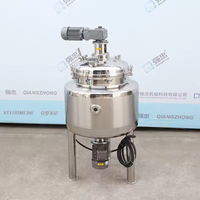 Cuve de mélange chauffée électriquement pour le traitement de liquides chimiques et alimentaires avec agitateur