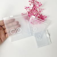Mini ensemble de colliers de bijoux en plastique Bracelets porte-bonheur cadeau petit sac en PVC transparent transparent pour femmes dames bijoux bague boucles d'oreilles