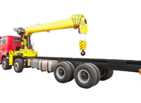 Grue télescopique montée sur camion 12-16T 8x4 pour le chargement et le déchargement de marchandises