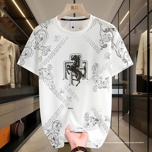 Camiseta de Manga Corta con Cuello Redondo, Estilo Coreano, Corte Ajustado, Diseño Floral Vintage, Transpirable, de Poliéster Jacquard, para Hombres Jóvenes - Product Image 2