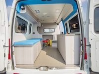 Camion médical mobile diesel Maxus V70 de fabrication chinoise avec caméra de radiographie, transmission automatique, utilisation clinique, ambulance