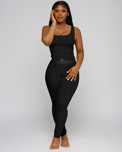 Set di abbigliamento sportivo estivo con Logo personalizzato all'ingrosso Set di abbigliamento da <span class=keywords><strong>donna</strong></span> <span class=keywords><strong>pantaloni</strong></span> da <span class=keywords><strong>donna</strong></span> Set di abbigliamento da Yoga con <span class=keywords><strong>costine</strong></span> <span class=keywords><strong>a</strong></span> maglia Casual - Product Image 5