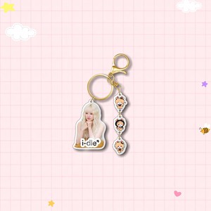 Vente en gros Spot I-DLE Nouveau Porte-clés Pendentif Souvenir en Acrylique avec Impression UV, Motif Dessin Animé, Mini, Créatif, Tendance, Thème Étoile - Product Image 3
