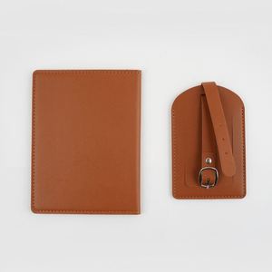 Etiqueta de Equipaje de Cuero Repujado, Funda para Pasaporte Familiar, Juego de Accesorios de Viaje con Logotipo Personalizado - Product Image 2