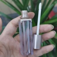 Tubes de brillant à lèvres de luxe 5 ml, tubes personnalisés dorés pour fond de teint liquide et correcteur avec applicateur, flacon carré pour brillant à lèvres