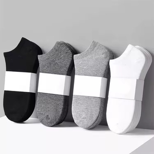 Chaussettes courtes décontractées pour hommes – Chaussettes de sport respirantes en coton doux pour usage quotidien, logo personnalisé, fabricant OEM pour usage quotidien - Product Image 5