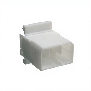 Conector Original TE 1-173850-1 174931-1 AMP, Cable a Placa, 8 Pines, Línea Central de Señal, Contacto de Latón Natural, Nylon, Automotriz - Product Image 2