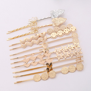 Juego de Pinzas para el Cabello Geométricas Doradas con Forma de Corazón, Estrella, Cara Sonriente y Hoja, Horquillas para Flequillo, Adornos Metálicos, Joyería Diaria, Hebilla de Alta Calidad - Product Image 1