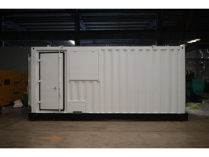 Générateur compact 190 kW avec châssis robuste pour l'alimentation temporaire des opérations commerciales portuaires - Product Image 2