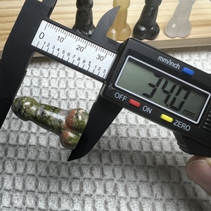 Groothandel 3.5Cm Verschillende Natuurlijke Hand Gesneden Kristallen Materialen <span class=keywords><strong>Dildo</strong></span> <span class=keywords><strong>Crystal</strong></span> Dingding Kunstmatige Penis Carving Ambacht - Product Image 6