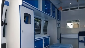 Ambulanza Personalizzabile JMC 4x2 per Monitoraggio Medico e Terapia Intensiva, Ambulanza a Pressione Negativa, Molto Richiesta in India - Product Image 5