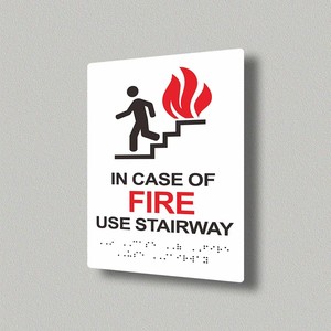 En cas d'incendie, utiliser l'escalier - Panneau de sécurité en braille auto-luminescent en aluminium - Panneau d'avertissement d'évacuation en cas d'incendie - Signalisation tactile personnalisée pour aveugles - Product Image 5