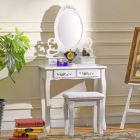 Ensemble coiffeuse moderne de style français blanc avec miroir triple et tabouret pour appartement, en panneaux de bois