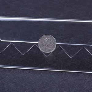 Design unico per monete in acrilico a forma di V personalizzato - Product Image 6