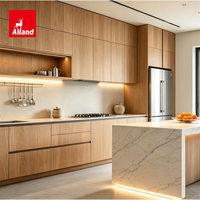 Ensemble de meubles de cuisine modulaires modernes Alland Factory Direct : armoires en placage de bois stratifié et petits îlots en contreplaqué pour projets