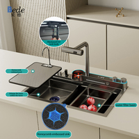 Évier de cuisine en acier inoxydable Évier de cuisine à cascade de luxe à affichage numérique LED anti-rayures avec lave-gobelet et distributeur de savon