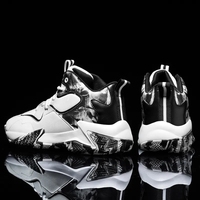 Chaussures de sport de basketball d'extérieur en promotion – Protection de la cheville, résistantes à l'usure, design tendance pour la saison hivernale, avec semelle en caoutchouc PU