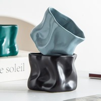 Pot de bougie de soja parfumé en marbre luxueux avec logo personnalisé à 3 mèches pour les bars Diwali Ramadan et les célébrations de la fête des pères