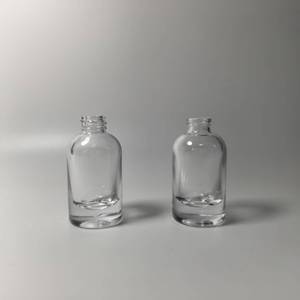 Flacon de parfum cylindrique transparent vide de 10 ml, format voyage mini, capacité 30 ml, <span class=keywords><strong>avec</strong></span> pulvérisateur à pompe, sérigraphié - Product Image 6