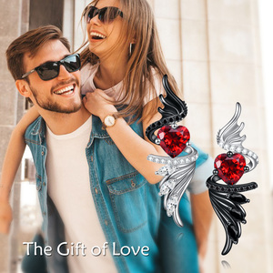 Vendita calda gioielli 925 in argento Sterling cuore di cristallo zircone cubico due tono angelo diavolo orecchini a bottone - Product Image 6