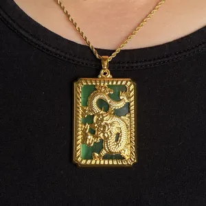 Joyería de moda para mujer sin deslustre impermeable unisex hombres gran tamaño rectángulo forma 24K chapado en oro verde Jade dragón colgante