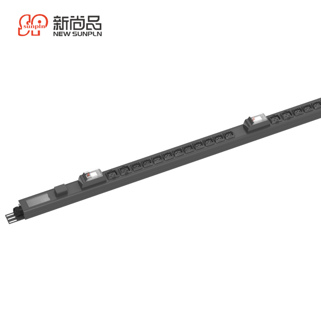 Data Center 1U 1.5U IEC C13 C19 24 Outlets Rack Mount Network Pdu With 32A Industrial Plug Extension Sockets