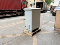 Stabilisateur de tension triphasé extérieur IP54 résistant à la pluie, régulateur de tension automatique pour l'irrigation agricole