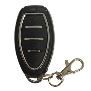 Control remoto programable para autos con llavero y clip metálico - Product Image 1