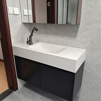 Ensemble de meuble-lavabo de salle de bain en PVC de style européen simple avec armoire miroir intelligente anti-buée, meuble-lavabo de salle de bain étanche