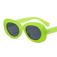 Lunettes 13535 Nouveautés 2024 Trendy Cheap Plastic Small Oval UV 400 Lunettes de soleil