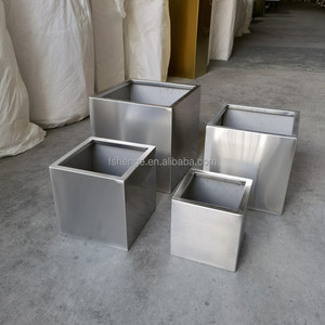Pots <span class=keywords><strong>de</strong></span> <span class=keywords><strong>fleurs</strong></span> modernes <span class=keywords><strong>de</strong></span> jardin en acier inoxydable boîte <span class=keywords><strong>de</strong></span> jardinière rectangulaire rectangulaire en plein air - Product Image 3