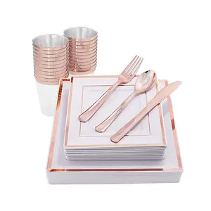 白色方形和玫瑰金边缘塑料一次性婚礼餐盘银色方形塑料派对套装餐具餐具套装