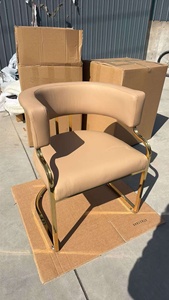 Ensemble de chaise de manucure en cuir PU avec base dorée de luxe moderne, tabouret professionnel pour technicien de pédicure, avec roulettes, usage commercial - Product Image 6