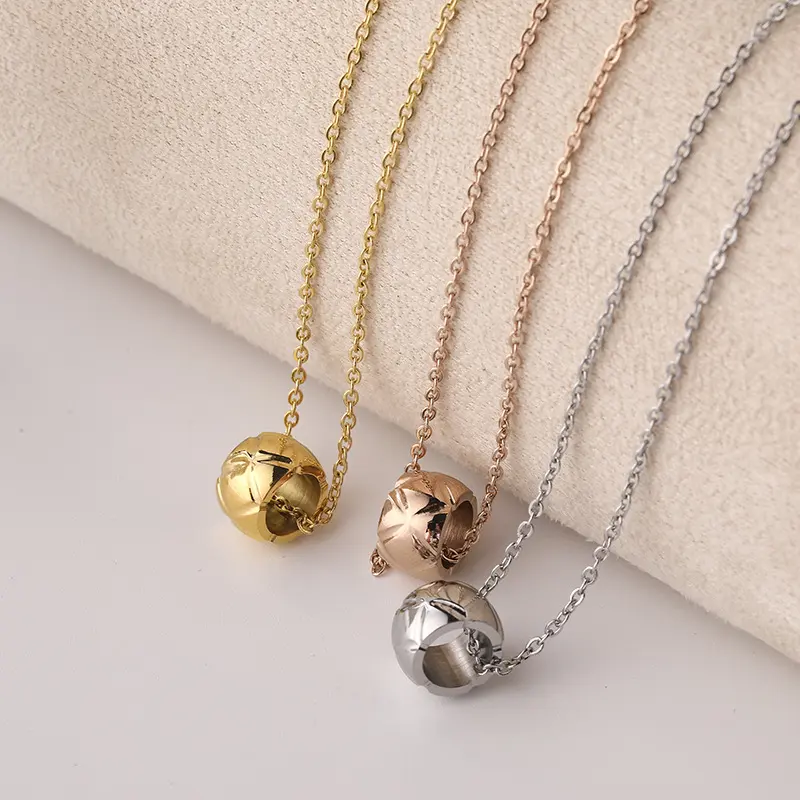 Kalung Perhiasan mode wanita liontin bulat baja tahan karat bebas noda PVD baru tahan air berlapis emas 18K