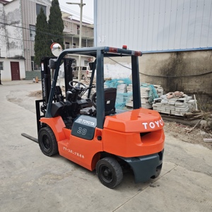 Montacargas Toyota 20 Usado Fd20 2ton 3t 5t 3000kg Toyota Komatsu Montacargas Japonés ISUZU con Cilindro Central - Product Image 2